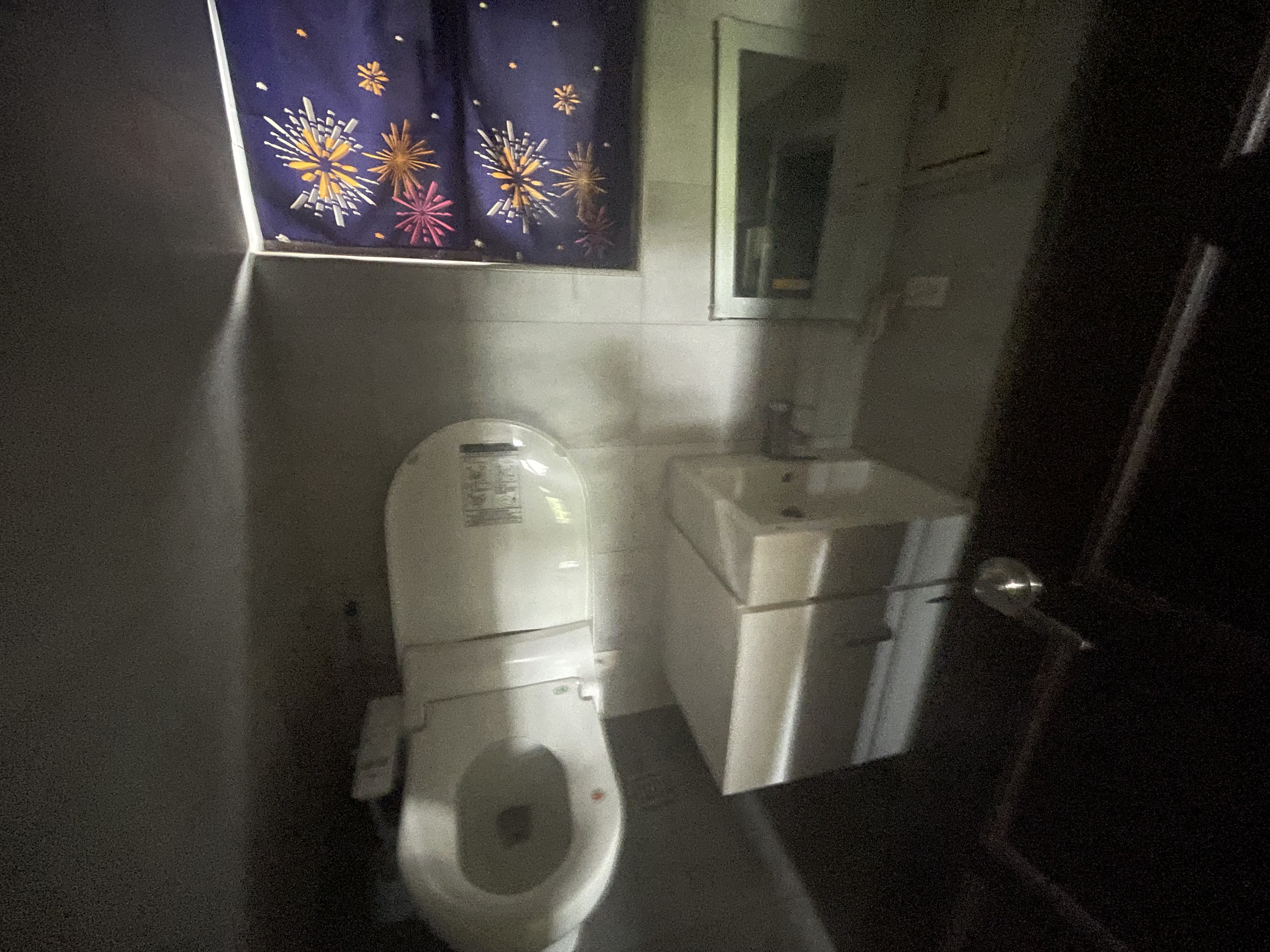 圖片已下架